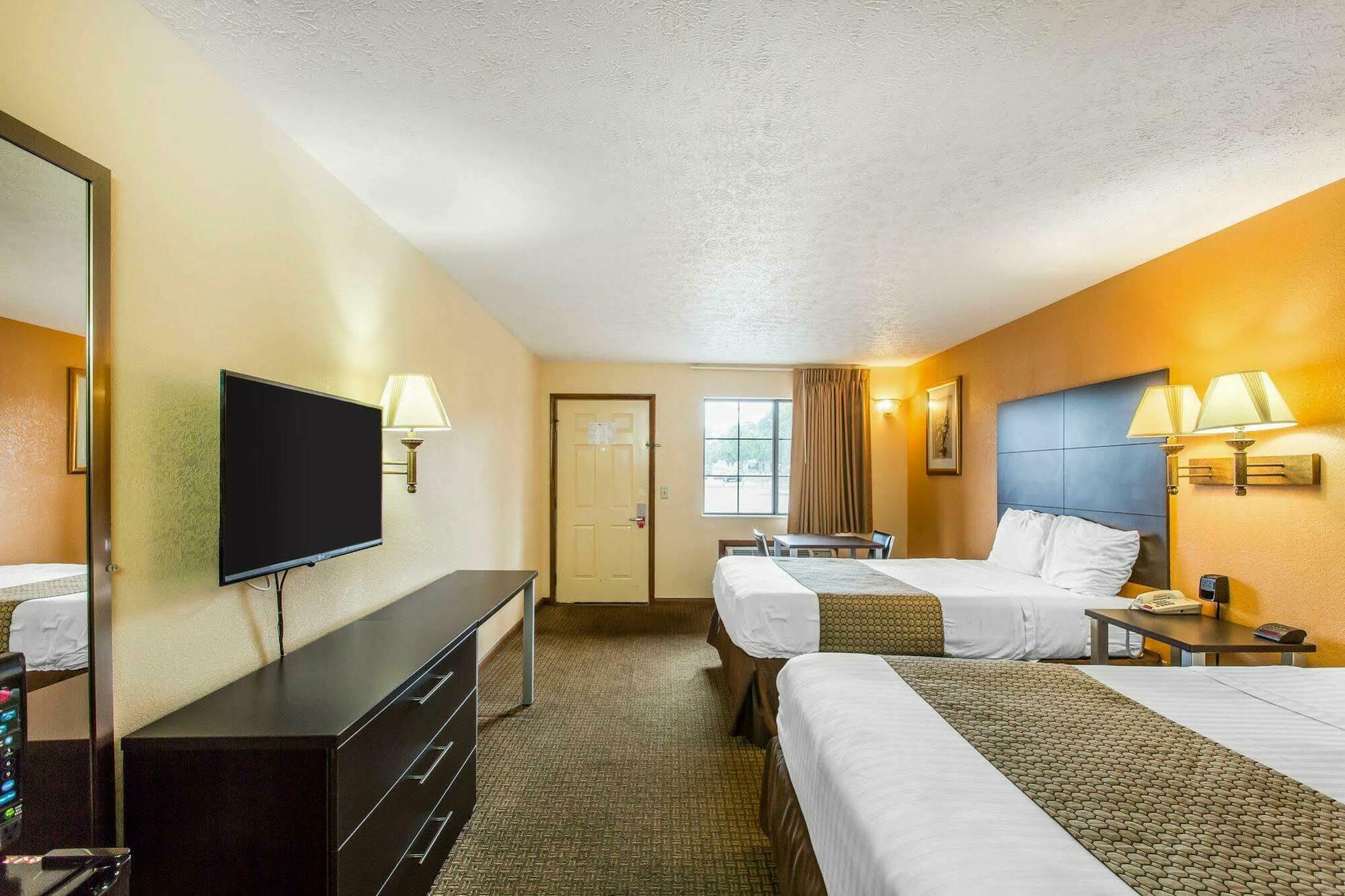 Econo Lodge Nashville North - Opryland Extérieur photo
